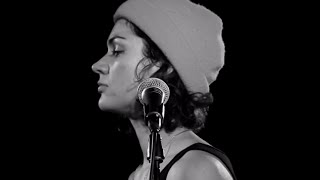 Freja Kirk - 'Colored Lights' LIVE