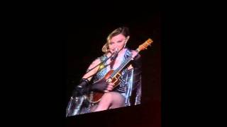 Madonna - La Vie En Rose + Rocco tears - Auckland 5 March 2016