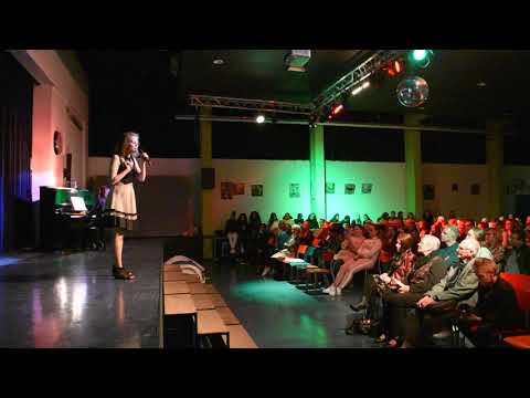 Nao 't Zuuje , Isabelle Jennes