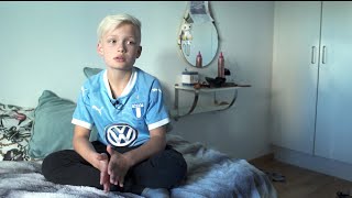Julle kastades ur fotbollslaget - 8 år gammal - Nyheterna (TV4)