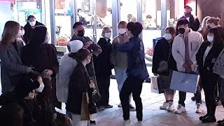 Download lagu DOUBLEBONG & CHANWOOK, HONGDAE STREET DYNAMIC EXHILARATING BUSKING. 20201121. mp3