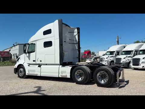 2023 VOLVO VNL 760 SLEEPER