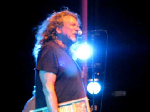 Robert Plant with Band of Joy in Tucson, AZ singing Central 209