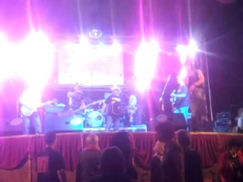 20140928 003109 NightHawk Pullman City II - Steady at the wheel