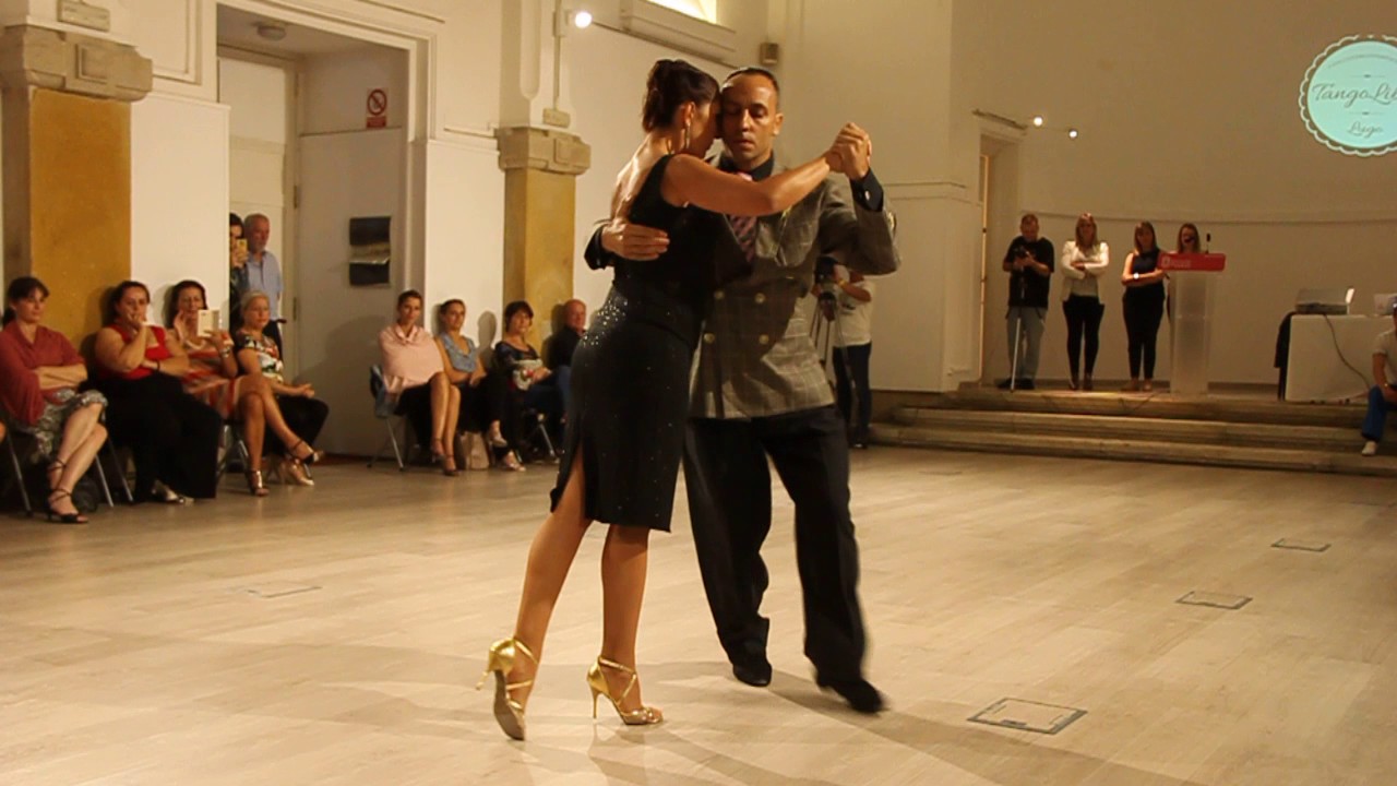 MAXIMILIANI CRISTIANI E KARINA COLMEIRO NO 8º TANGO LIBER 2017 - I