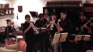 Quantum (Live Performance) - "Red Clay/Chameleon"