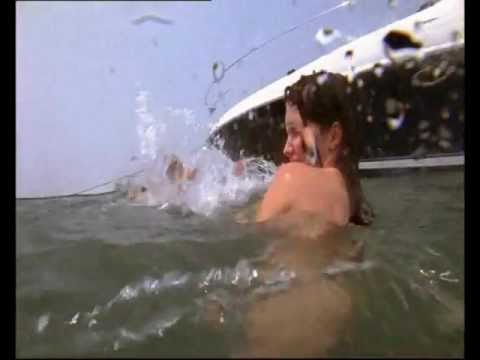 One Tree Hill - 201 - Brooke & Peyton On The Boat - [Lk49]