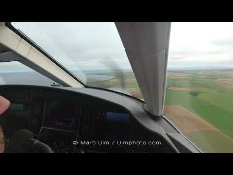 Pilatus PC12NG EGPC WICK Airport - Approach + landing