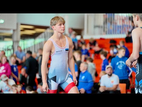 U17 R. Roots (EST) vs K. Tikerpuu (EST). Greco-roman 60kg youth wrestling Estonia.
