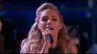 2015 Emily Ann Roberts and Blake Shelton  Islands in the Stream 144p