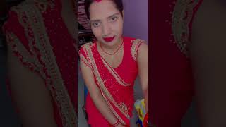 Download lagu Aakh Maare Oh Bhabhi Aakh Mare - Kaisi Laga Bhabhi Ka Andaz 😍😉 mp3