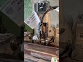 Riproduci video