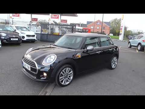 MINI Cooper 1.5L COOPER SEVEN