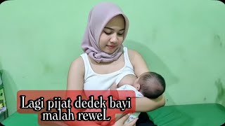 Download lagu VIRAL!! MAMAH MUDA CANTIK MENYUSUI TEREKAM KAMERA #breastfeeding #ibumenyusui #beautiful  mp3