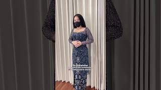 Download lagu Midnight Elegance: Navy Beaded Kebaya with Batik Grace ✨💙 #ethnicwear #kebaya #traditionalcloth mp3