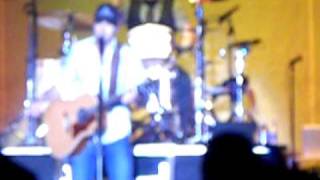 Luke Bryan - We Rode In Trucks