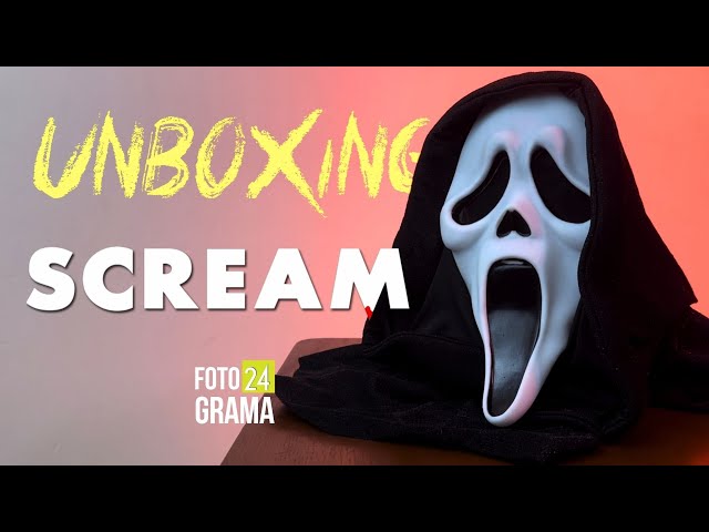 Vídeo relacionado con LXUBDXY Disfraz Scream, Unisex Disfraz Ghostface con Máscara de Scream, Cinturón, Cuchillo de Utilería y Dos Guantes, Disfraces Halloween Adulto, para Carnaval, Halloween, Fiesta, Cosplay (M)