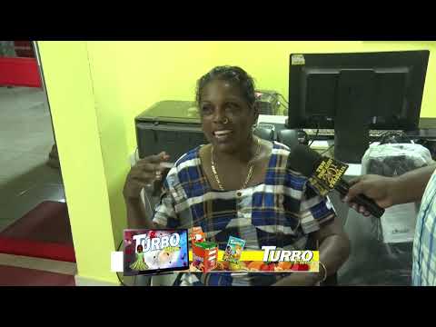 KAN IEMAND DIE SLECHTS 1 BEEN HEEFT DEELNEMEN AAN HET RIJEXAMEN? VRAAGT SOENITA NOERKHAN