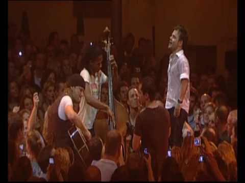 VanVelzen - 'Rise', live at Paradiso (official)