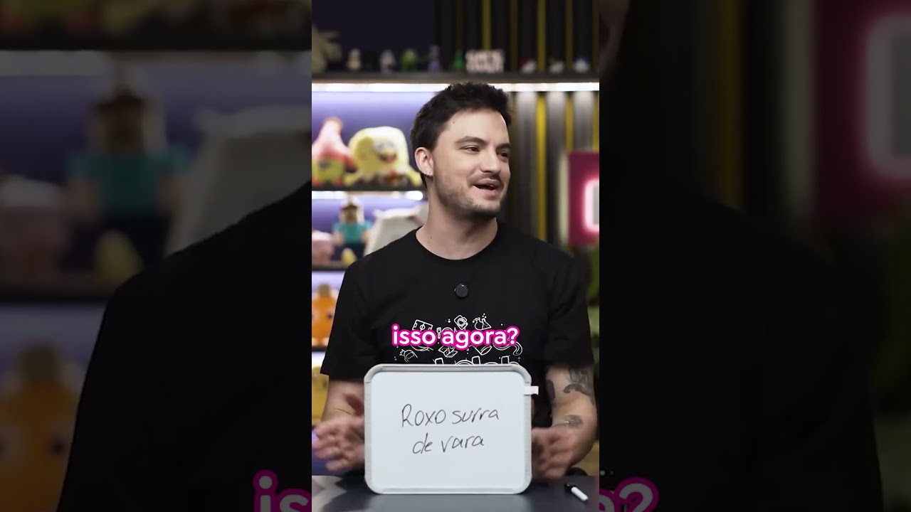 FICOU ROXO DE VERGONHA