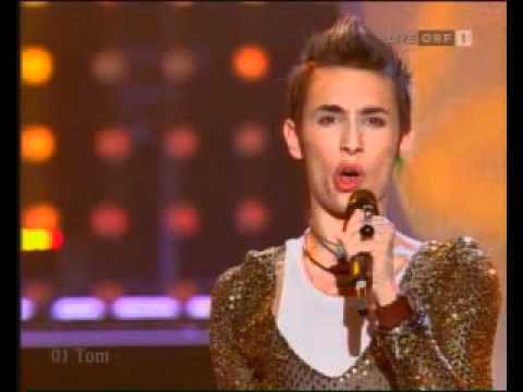 SENZAȚIONAL! Ce i-o fi trebuit? Uite cum era aclamat EL de către public, &icirc;nainte să devină Conchita Wurst