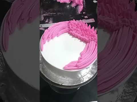 aap bataiye kaisa banaya Gaya cake comment Mein likhkar bataiye #cake 🎂🎂🎂🎂🎂🎂🤔👍👌👌👌👌👍👍👌👌👍 #cake #cake