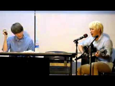 120718 Sukira Open Concert - Sungmin & Ryeowook singing,with Sungmin playing the guitar so cool