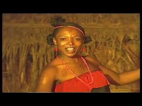 Amuma N'egwu ft Princess Adaeze & Ewena - Onwuelo (Official Video)