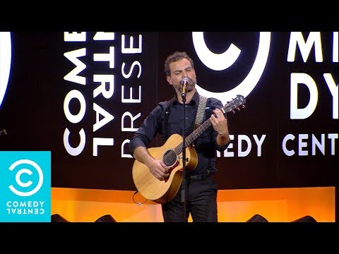 I commenti durante un concerto live - Andrea Perroni - Comedy Central Presenta