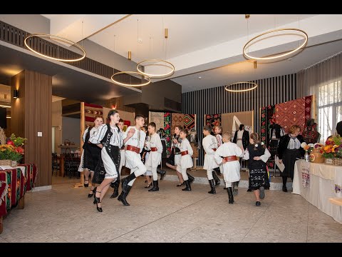 Ansamblul folcloric „Floricica din Poiană” – Poiana Mărului, partea a III-a