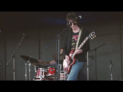 Red Party Pirates Live in Norwich - Rainy Day