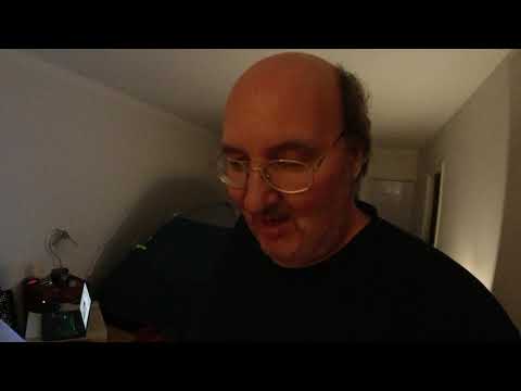 MongoTV_4758 - DRIKKER GLAS COLA SENT ONSDAG AFTEN I MIT TELT I STUEN