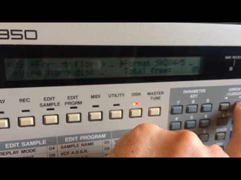 Akai S950 with Gigafile