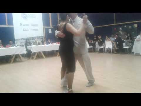 Esteban Velazquez & Milena Plebs-Lo Pasao Paso