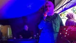 Download lagu Bawalah aku pergi , lagu dari sang idolaku Conny Dio 🙏 maaf kalau tak sempurna dalam menyanyikannya mp3