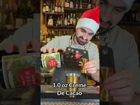 The Brandy Alexander, a Perfect Holiday Cocktail!