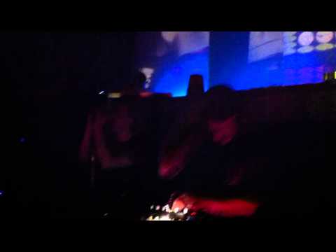 Wellenrausch - Everybody loved   Live  RAW Tempel Berlin 17-03-2012