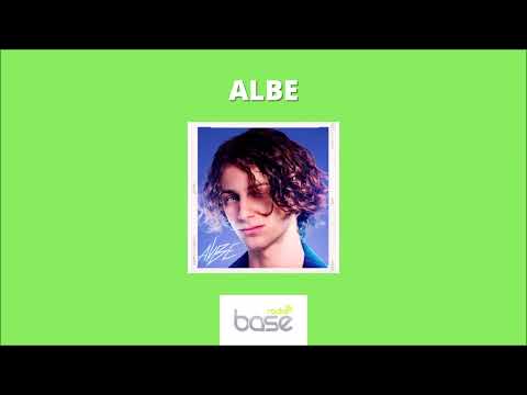 Ha chiamato il suo EP con il suo nome. Albe è stato ospite ai microfoni di Radio Base
