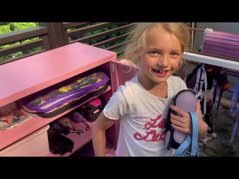 @Kocham konie, Arabela koń z drewna, zabawa w konie, przejażdżka konna, trening w terenie,