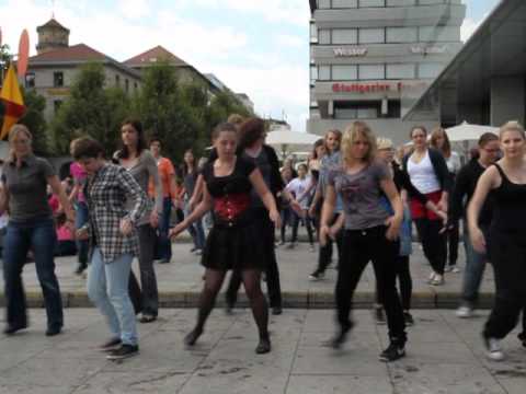 Stuttgarter Flashmob - Tanz der Vampire - Video 2