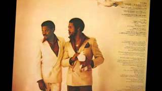 McFadden &amp; Whitehead - I Heard It In A Love Song