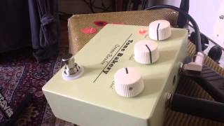 Video thumbnail for TONE BAKERY  Creme Brulee overdrive/boost by james Cooper