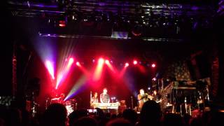They Might Be Giants covers Destiny's Child's "Bills, Bills, Bills", First Ave, Minneapolis 4/18/15
