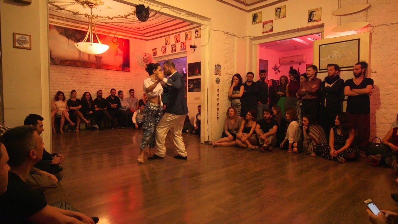 Zeren Kılıç + Halil İbrahim Yalçın - Social Divas @333