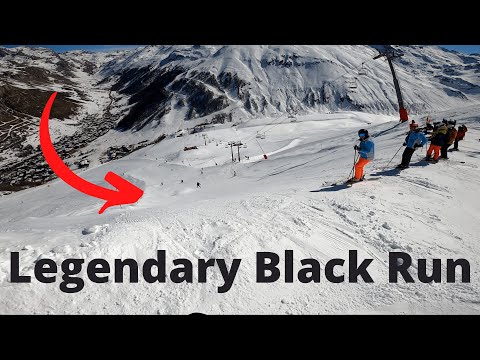 SNOWBOARDER SHOWS SKIERS HOW ITS DONE! FACE THE BELLEVARDE ON CAPITA MERCURY