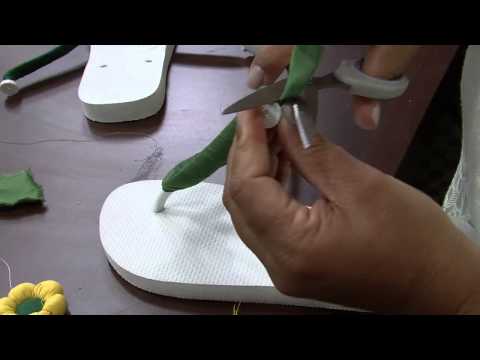 Mulher.com 24/03/2014 Natália Ferreira - Chinelo com flores de tecido Parte 2/2