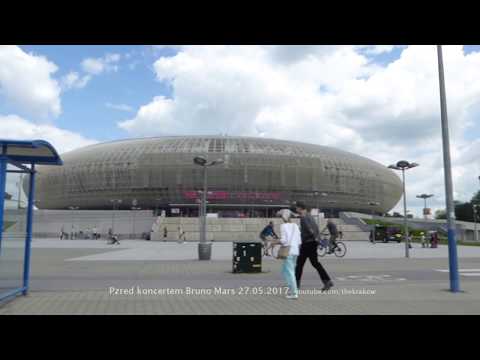 Bruno Mars Konzert Magic Tour Krakau. Sicherheitsmaßnahmen vor dem Konzert in der Tauron Arena.