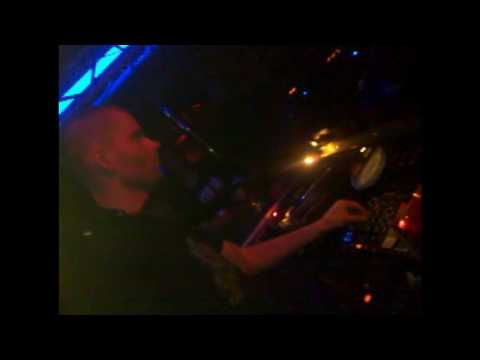 Stinger VS Mobius @ Dj Plague's b-day of terror part IV 2010