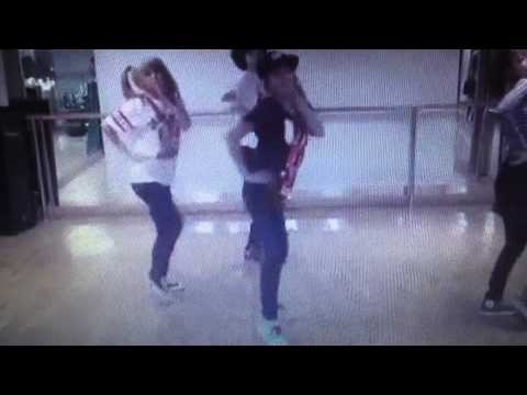 Fla singing Tiny-G Minimanimo