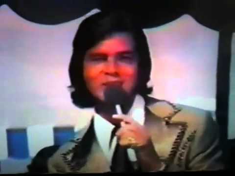 Engelbert Humperdinck- ''When You Smile'' ( Bermuda Special) 1974